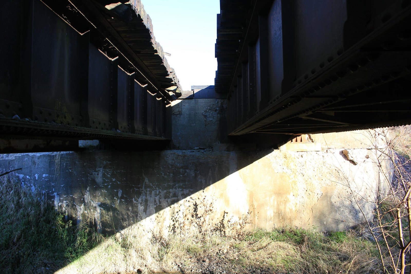 Looking north between tracks